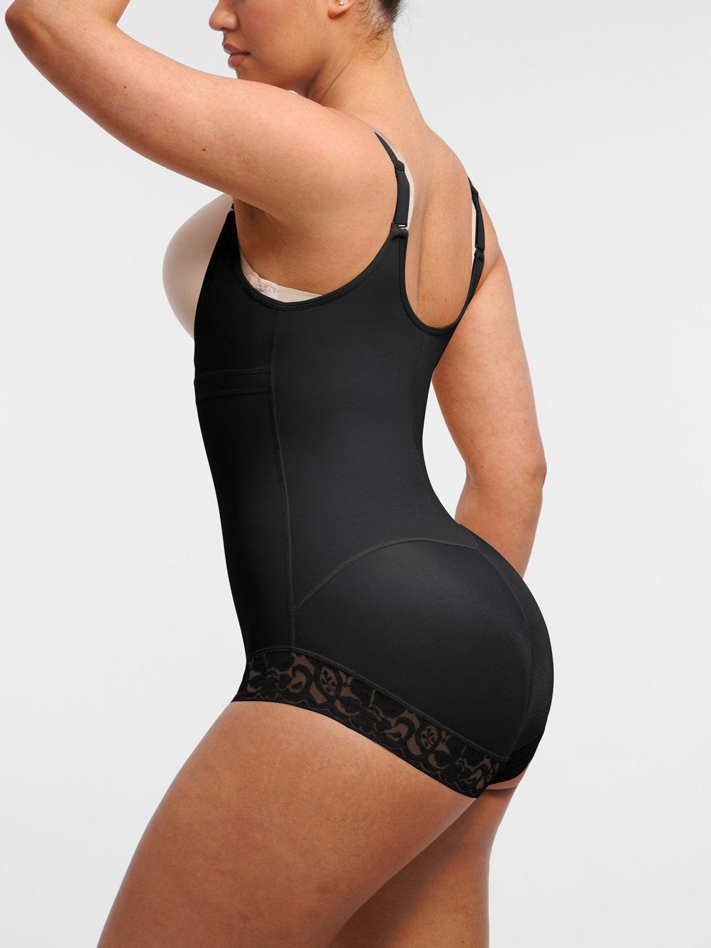 Luxe Sculpt U-Neck Front-Zip Lace Shaper