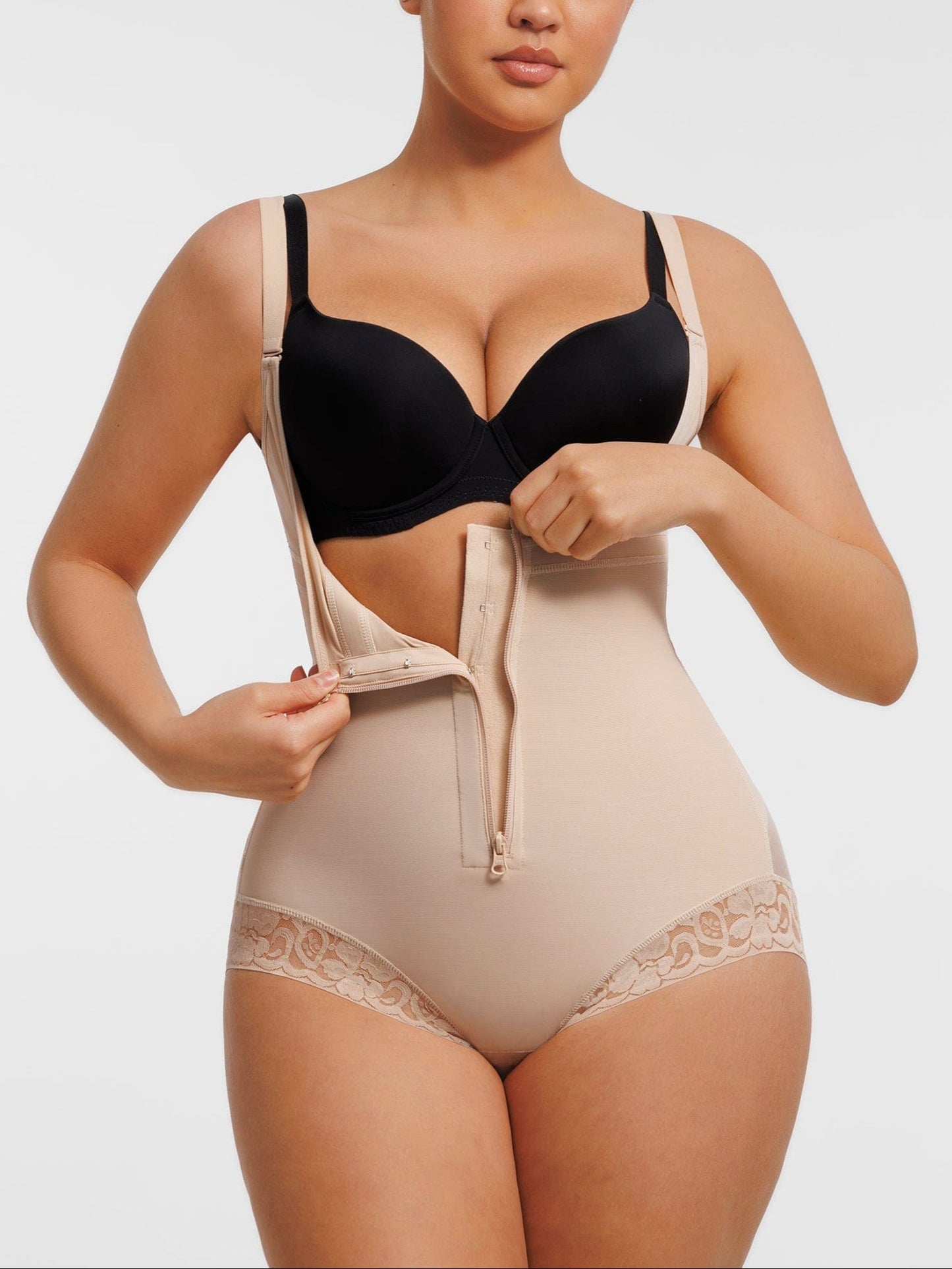 Luxe Sculpt U-Neck Front-Zip Lace Shaper
